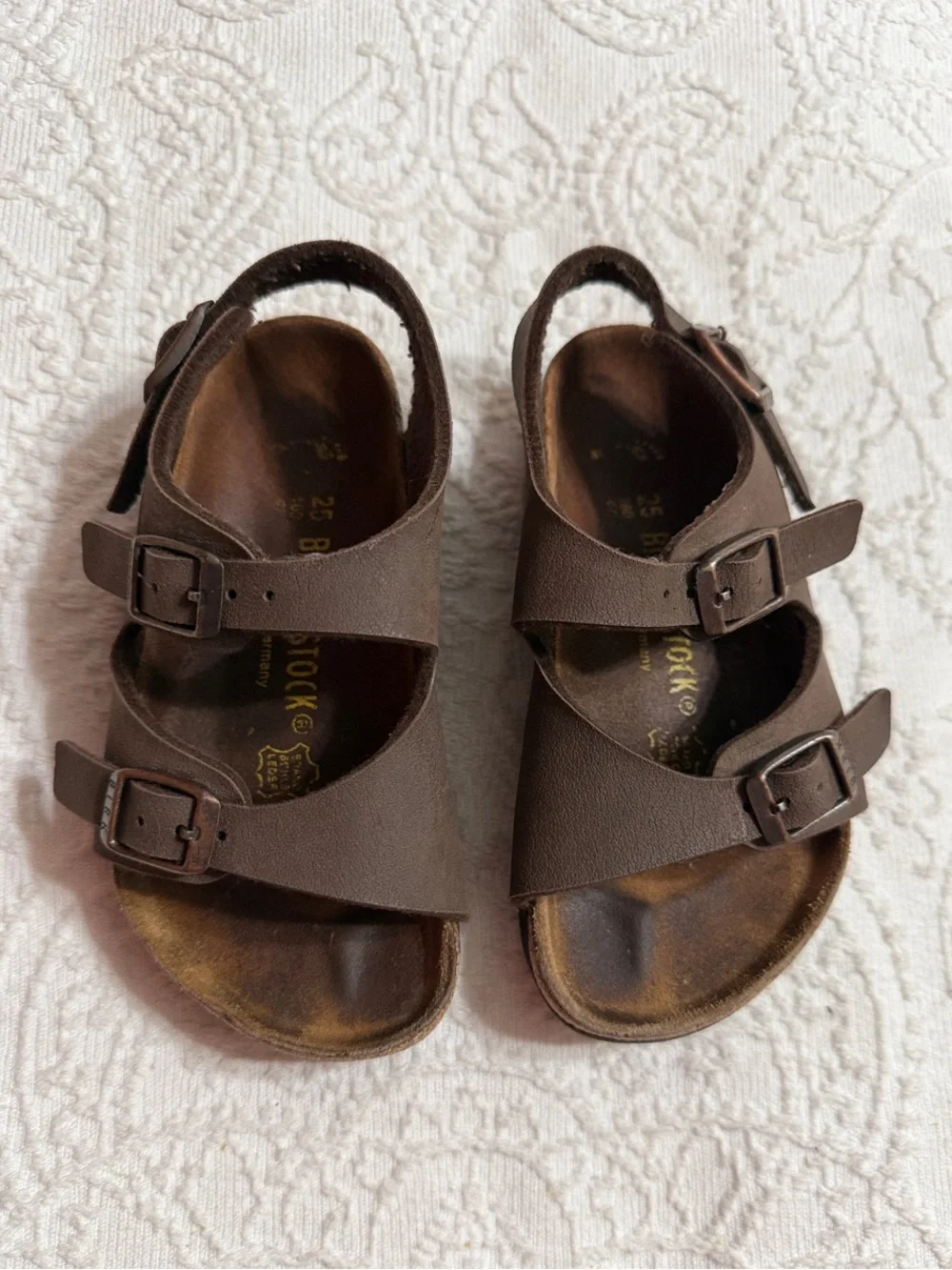 Birkenstock Size 25/7-7.5 Toddler Kids Dark Brown Sandals